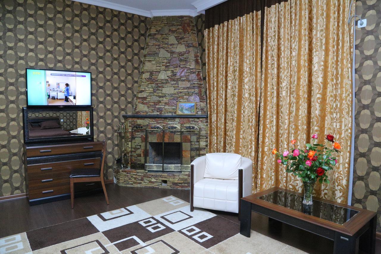 Sipehr Hotel Chkalovsk Buitenkant foto